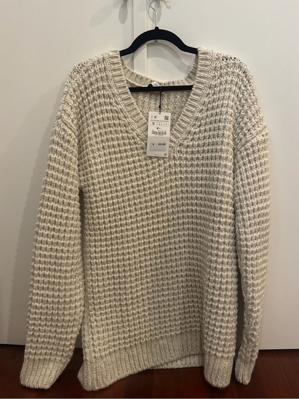 Zara Cream Waffle-Knit V-Neck Sweater